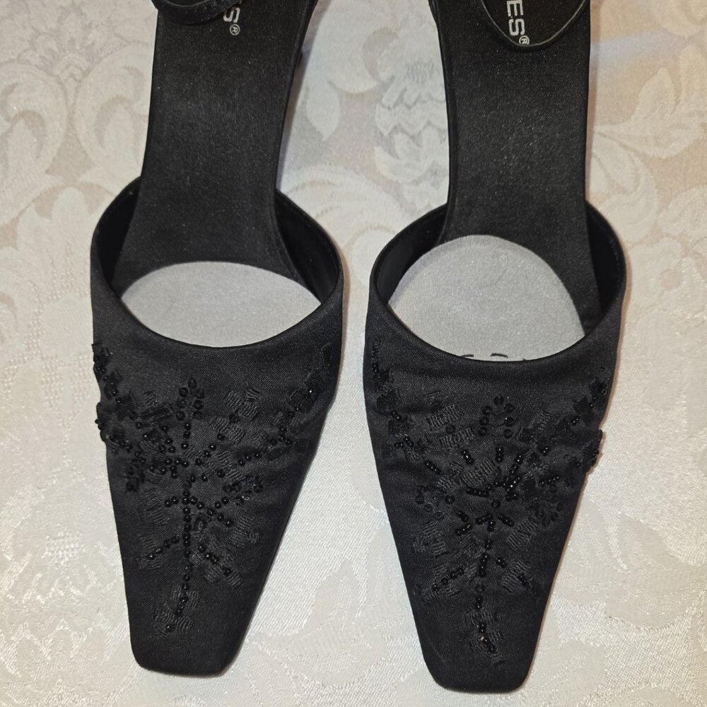 Women's Beaded Ankle Strap Evening Pump 8.5
